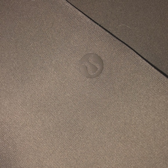 Lululemon joggers brand new - Picture 3 of 4